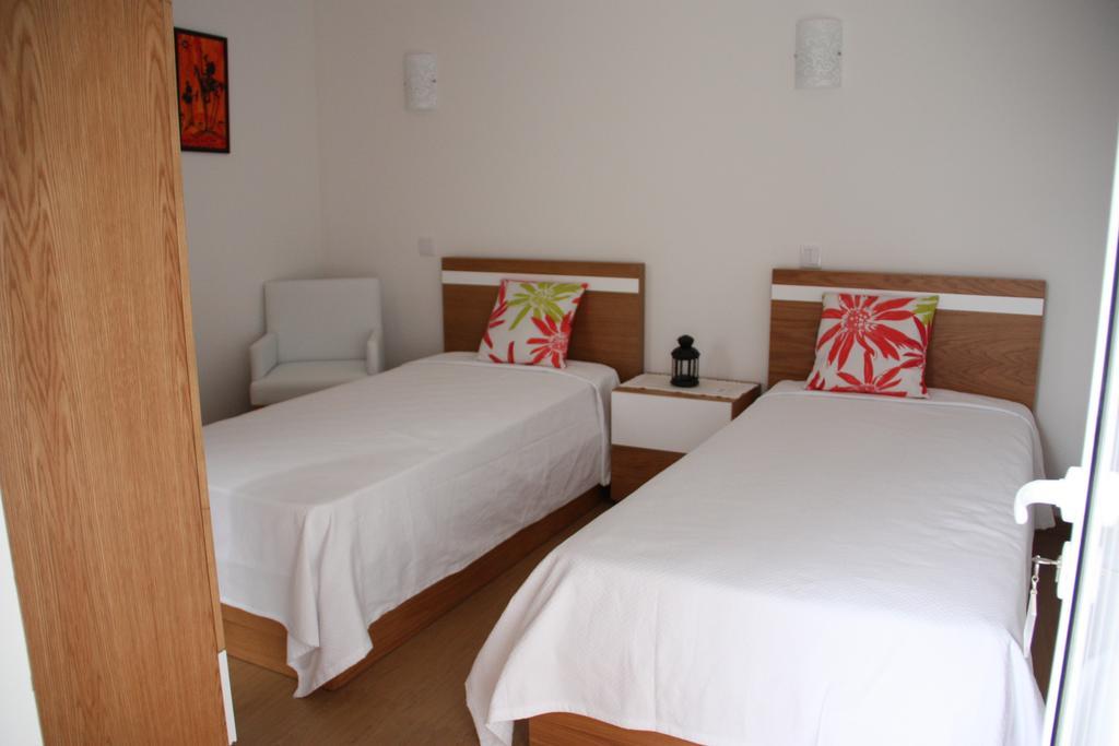 Patio Da Caetana Guest House Freineda Room photo